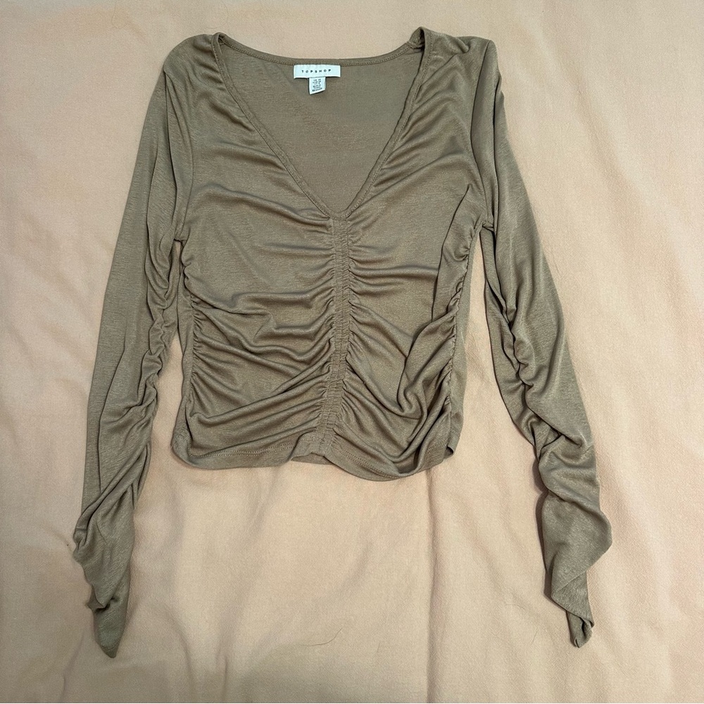 NWOT size 6 topshop longsleeve with cinching detail